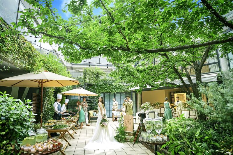 自由なガーデン演出でお二人らしい一日をお手伝い