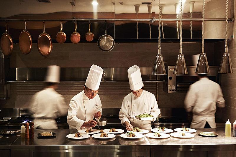 おもてなし派に、料理&サービス体験フェア【無料試食付き】