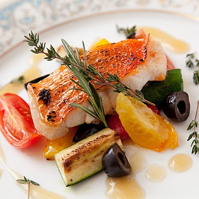 エグリーズ ドゥ 葉山庵(eglise de 葉山庵)