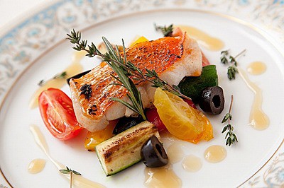 エグリーズ ドゥ 葉山庵(eglise de 葉山庵)