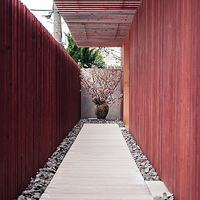 イワイ オモテサンドウ(IWAI OMOTESANDO)