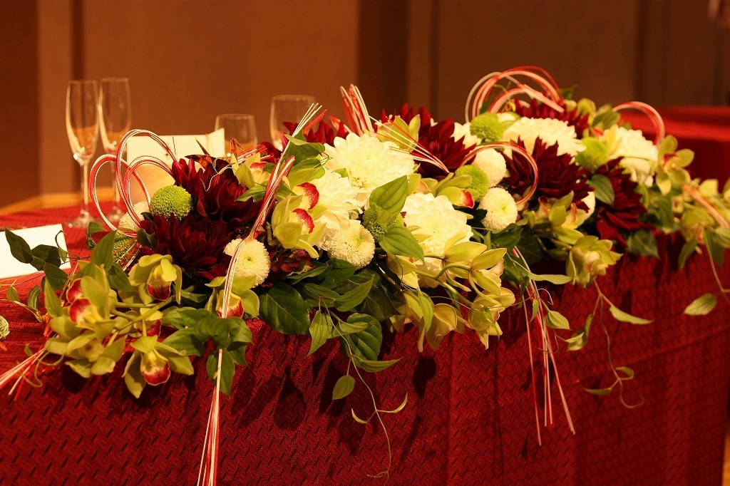 メインテーブル装花 ウェディング Www Bloompsychologyservices Com