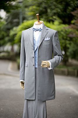 フロックコートスーツ