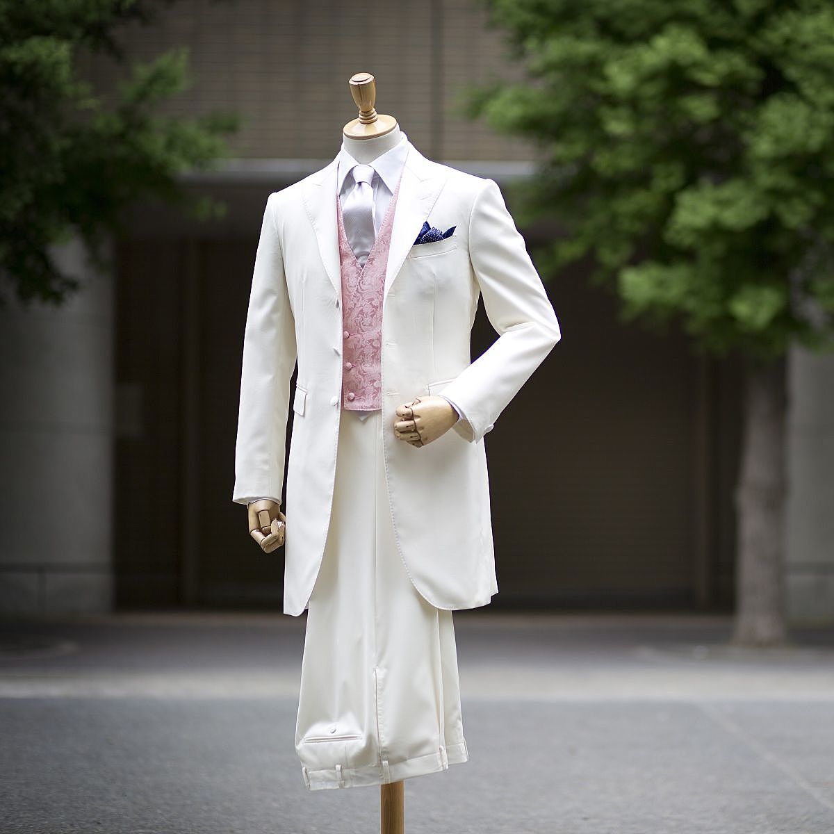 フロックコートスーツ