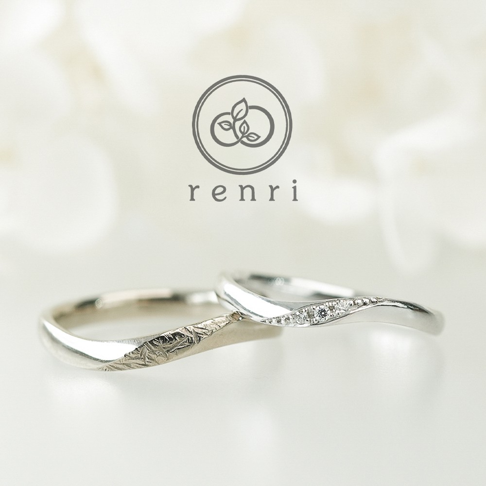 お好みの輝きをアクセントにしたポイントウェーブデザイン