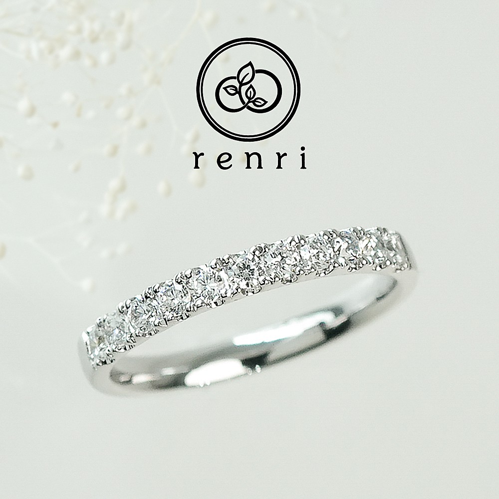 ダイヤモンドのラインが華やか、エタニティリング