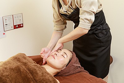 ブライダルエステ　フェイシャル&背中　集中3回コース