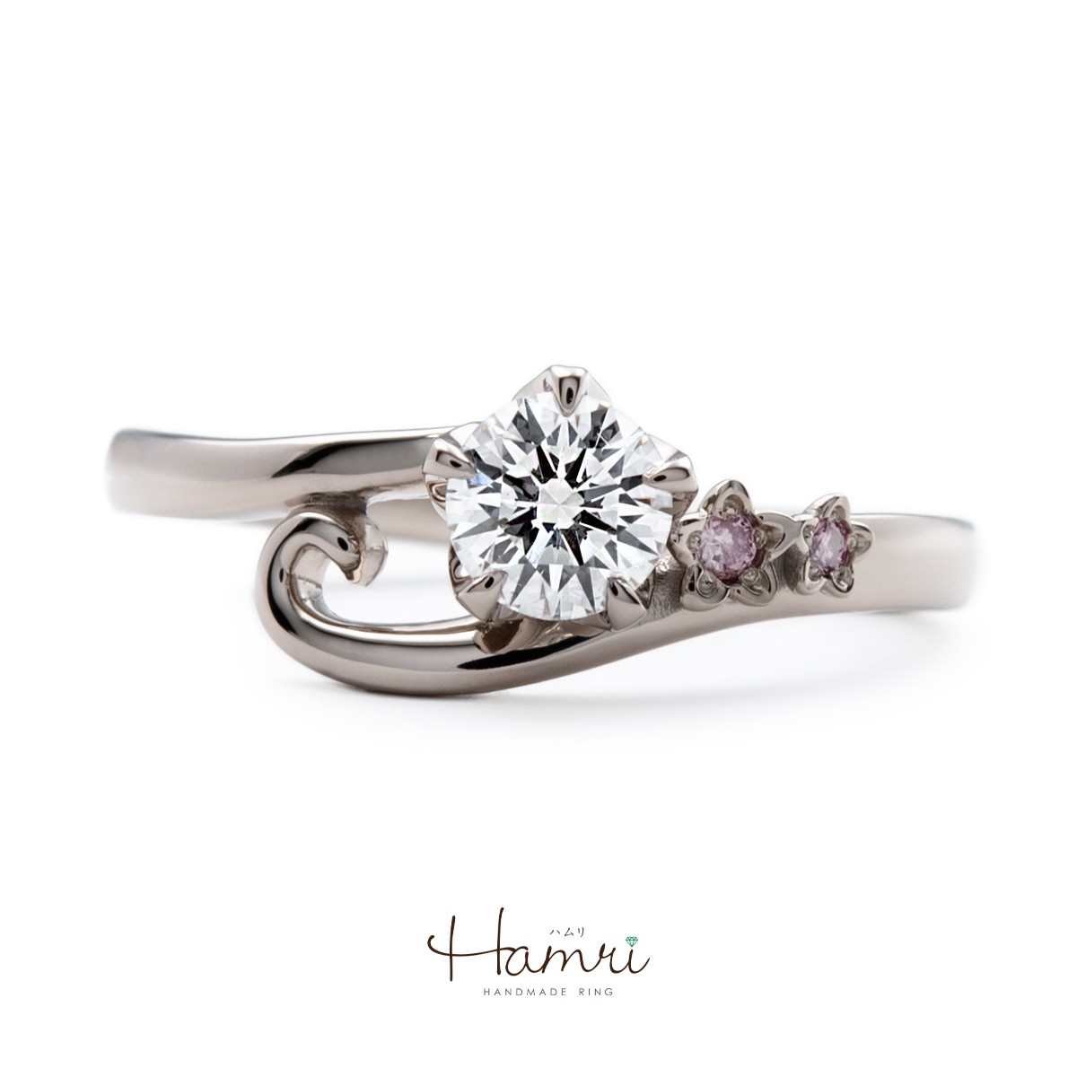 シャンパンゴールドの婚約指輪