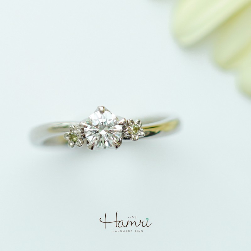 お花の婚約指輪