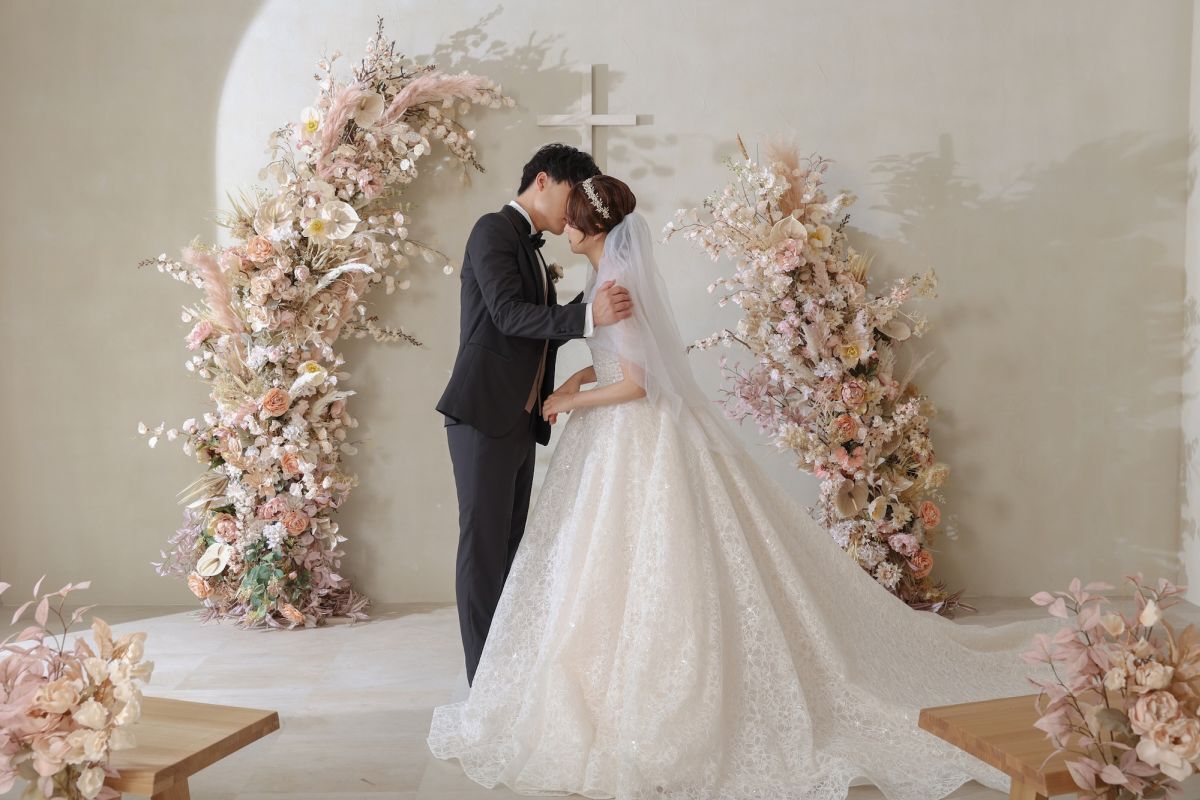 【フォトウェディング】チャペルスタジオ