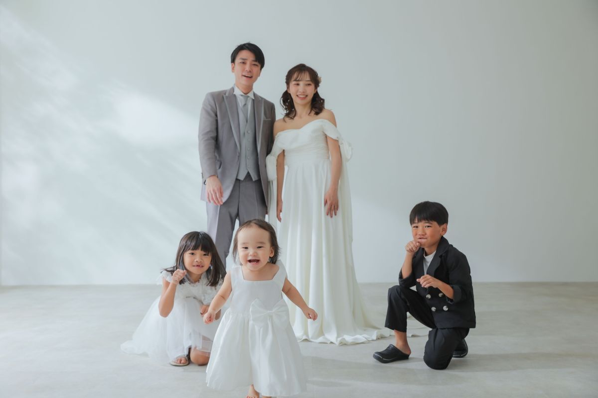 【家族・ペットと一緒に】洋装スタジオ/ハウススタジオ