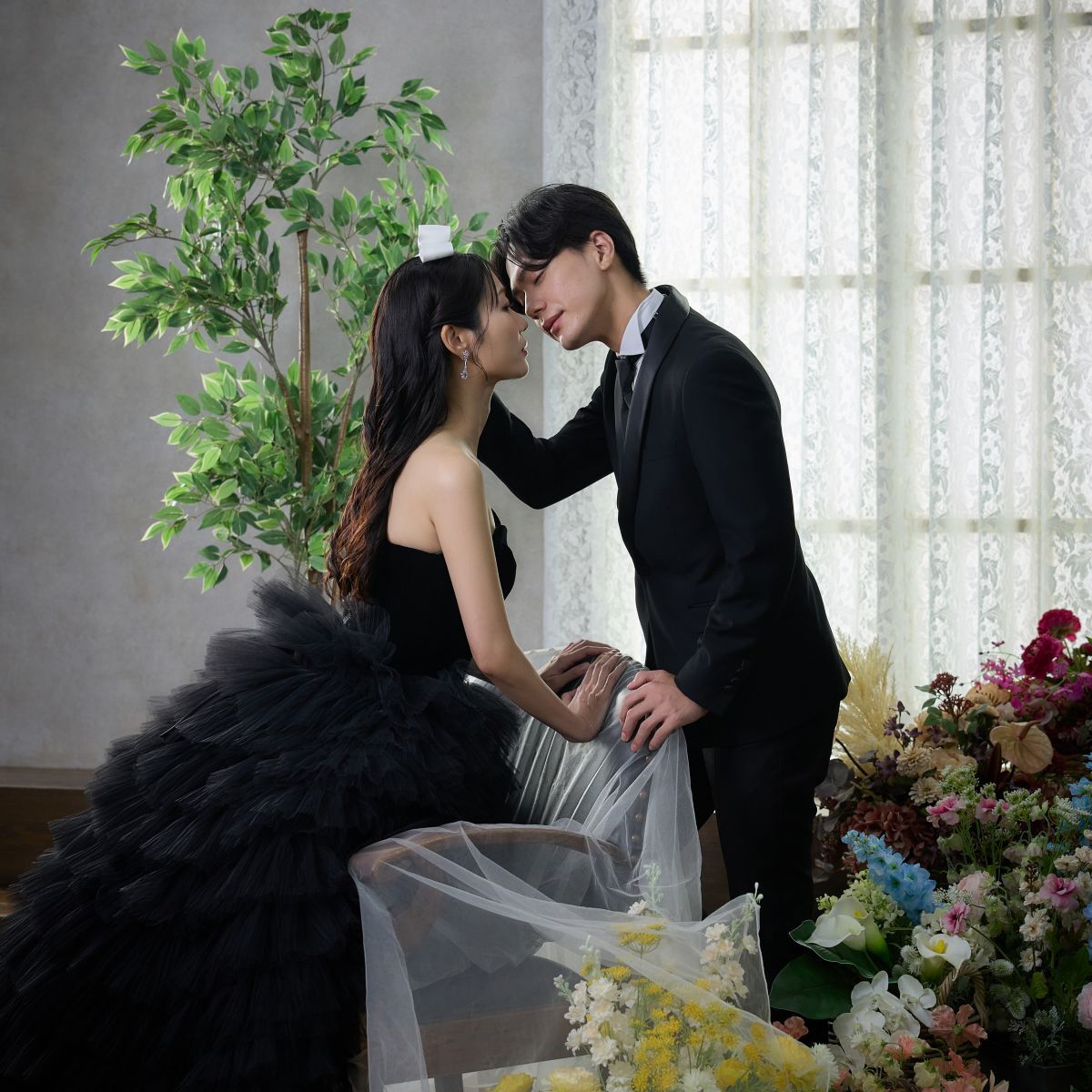 【結婚式を控えた新郎新婦様へ】洋装1着 スタジオ前撮りプラン≪アルバム10P・ウェルカムボード・ムービー付き≫