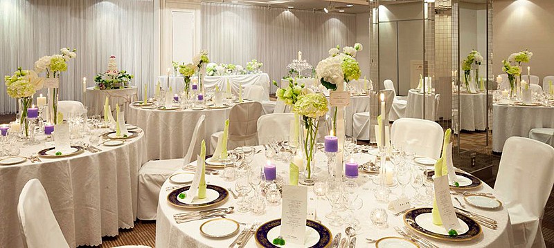 調布クレストンホテル