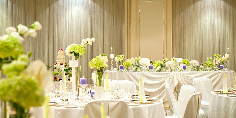 調布クレストンホテル