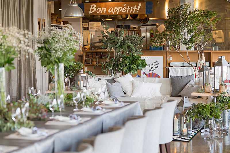 モノクローム（monochrome）