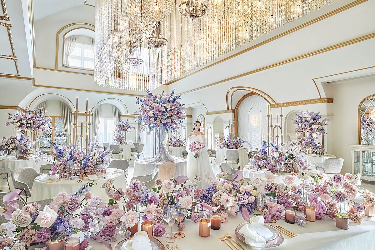 アニヴェルセル 白壁