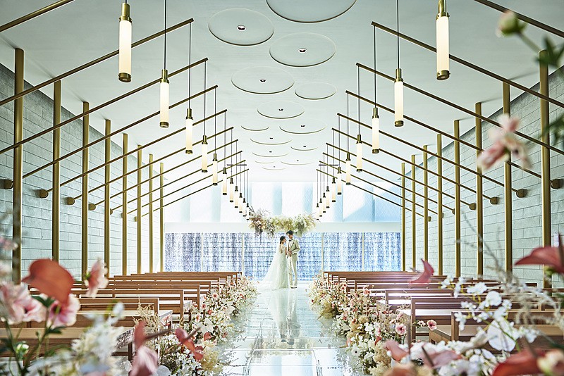 大分モノリス（OITA MONOLITH）