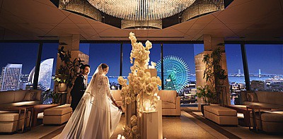 横浜モノリス（YOKOHAMA MONOLITH）