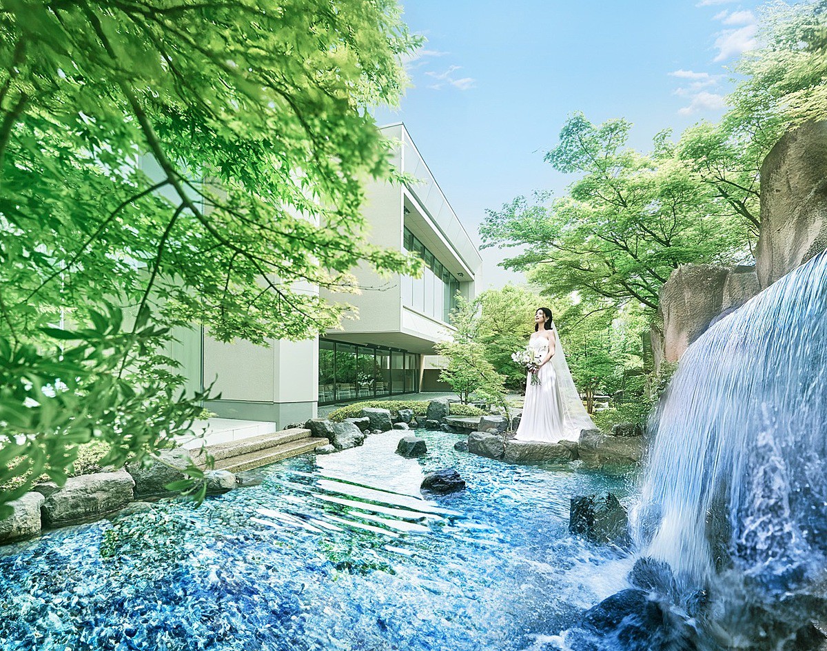 郡山モノリス（KORIYAMA MONOLITH）