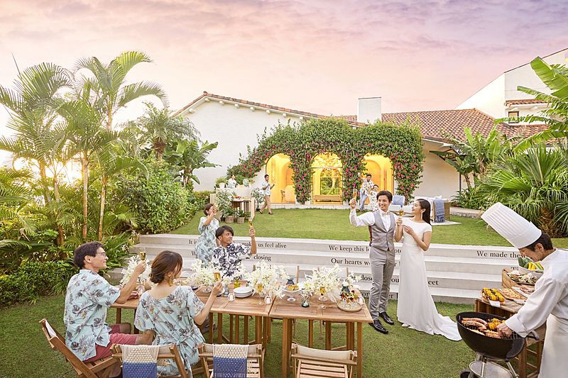 小さな結婚式 沖縄イル・ド・レ店（ブルーインフィニティー）