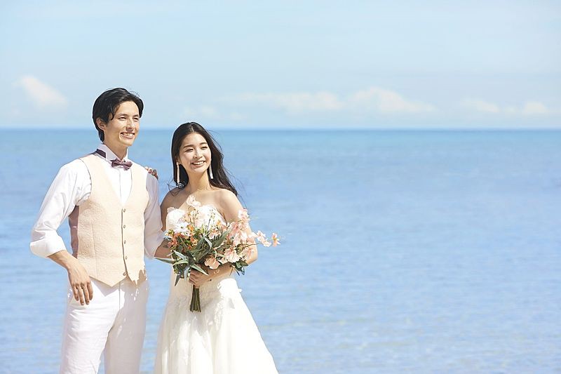 小さな結婚式 沖縄イル・ド・レ店（ブルーインフィニティー）