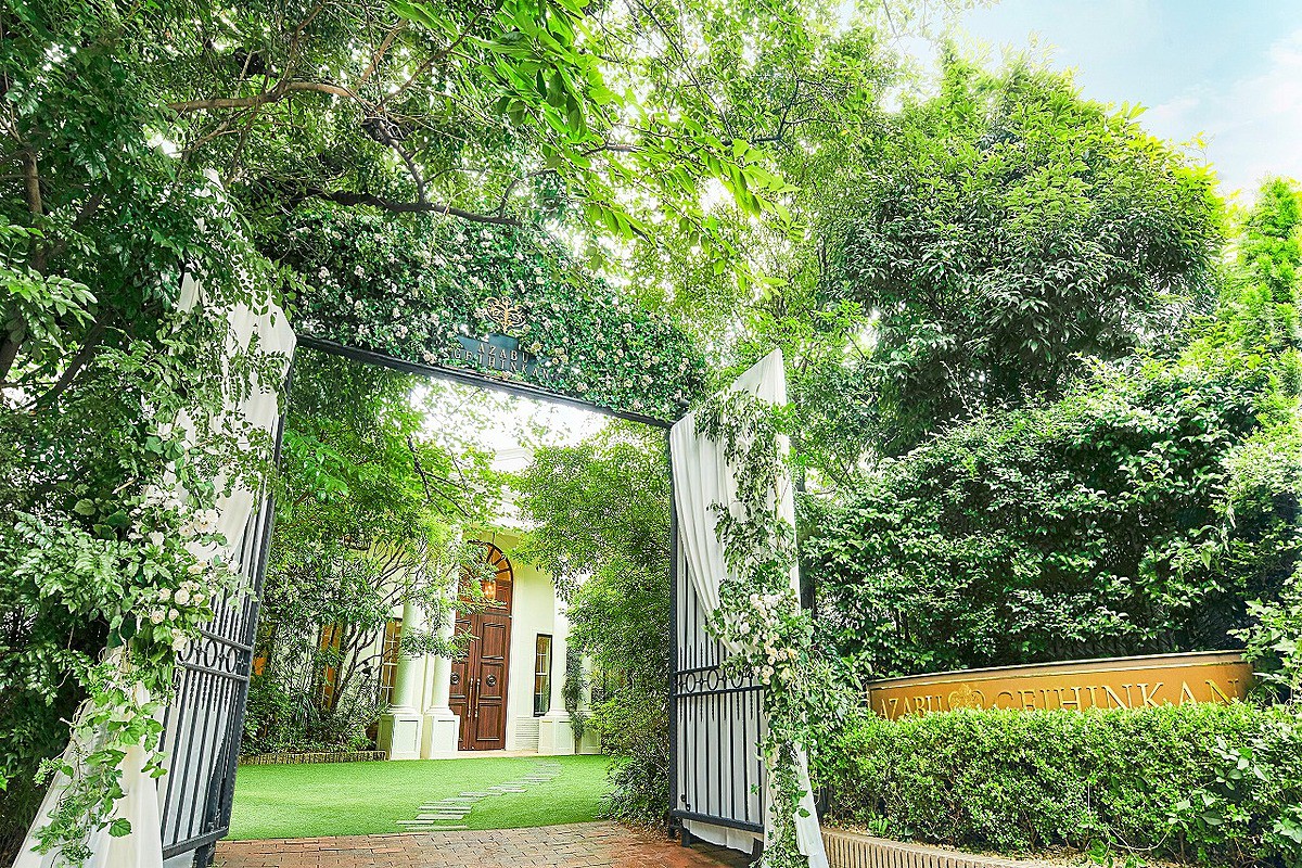 結婚式の時期はいつがいい ７月のウエディングの特徴 メリットとデメリット おすすめのドレスを徹底紹介 結婚式場 ウェディングドレスや費用など結婚式 の情報がいっぱい トキハナmagazine