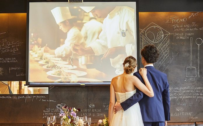 1 5次会に向いている会場ってどんなところ 結婚式場 ウェディングドレスや費用など結婚式の情報がいっぱい トキハナmagazine 1 5次会に向いている会場ってどんなところ 結婚式場 ウェディングドレスや費用など結婚式の情報がいっぱい トキハナmagazine