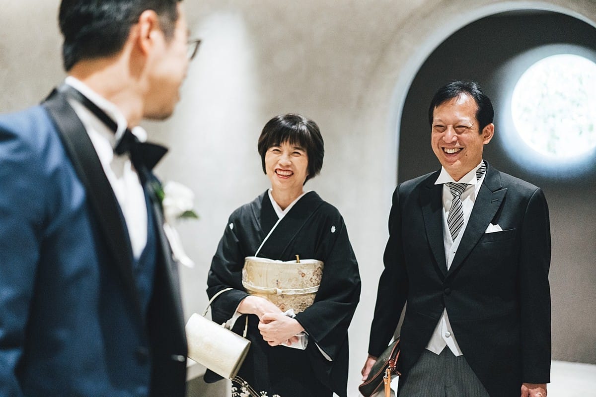 結婚式【親の服装】はどうすればいい？質問にズバリお答え！OK衣装とNG 